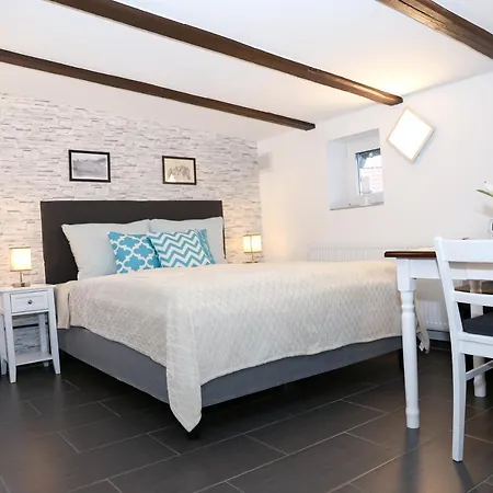 Schlossweg-apartment Апартаменты Бланкенбург