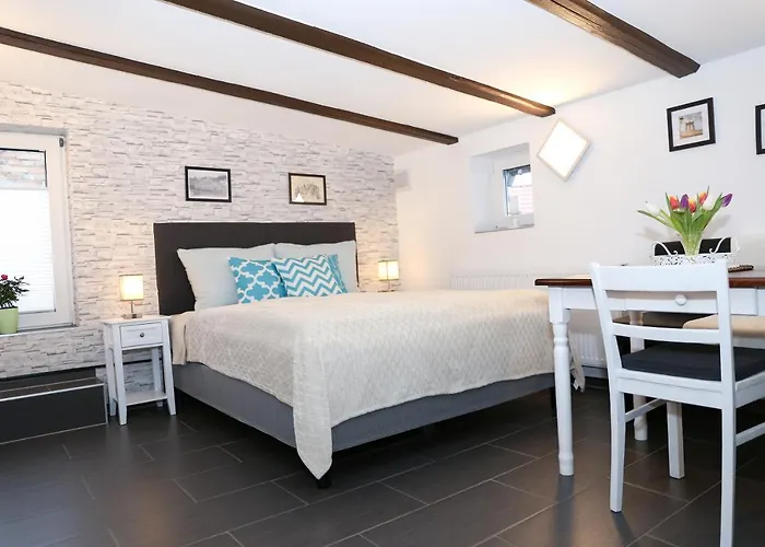 Schlossweg-apartment Апартаменты Бланкенбург